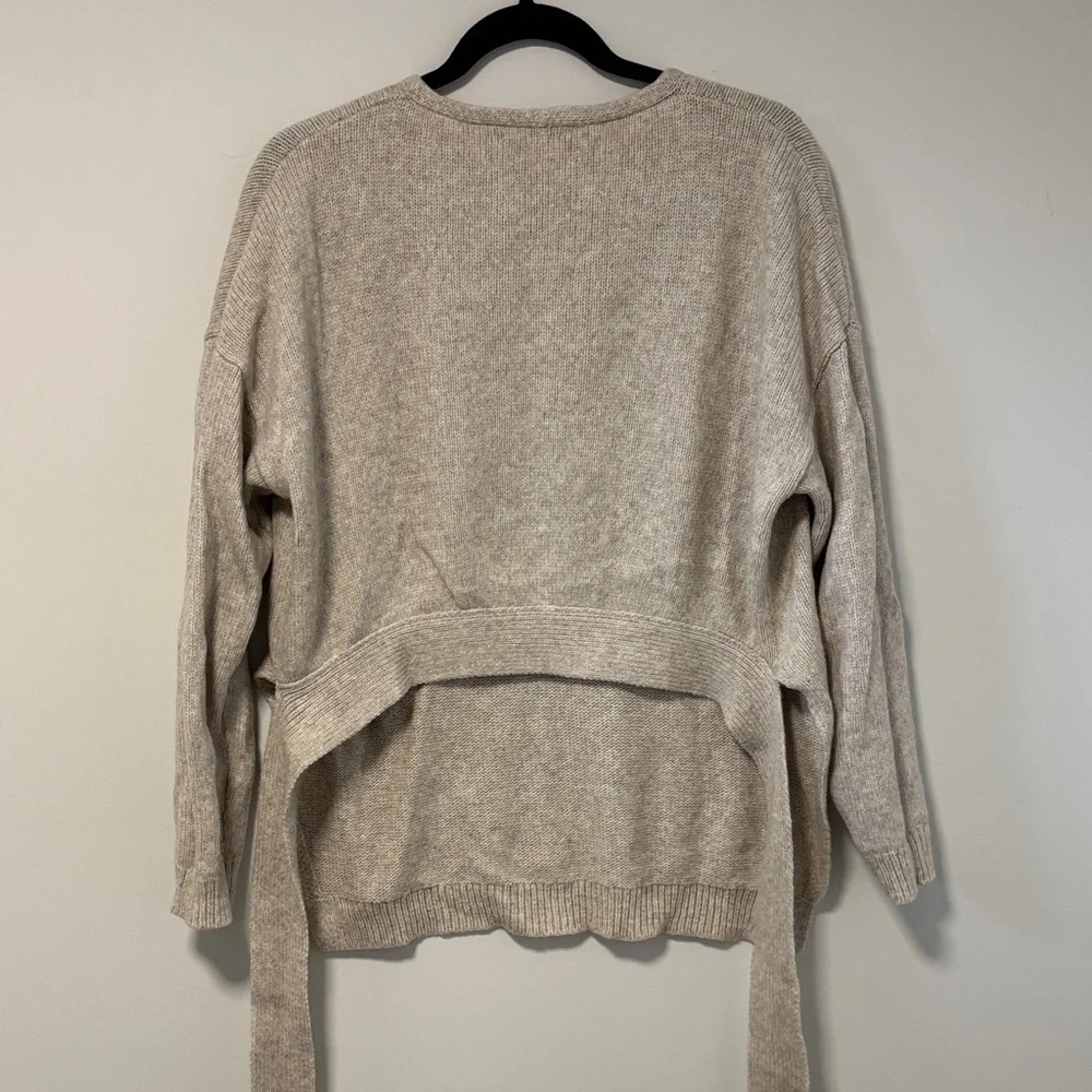 Elizabeth and James Beige V-Neck Sweater with Tie Waist - Picture 6 of 7